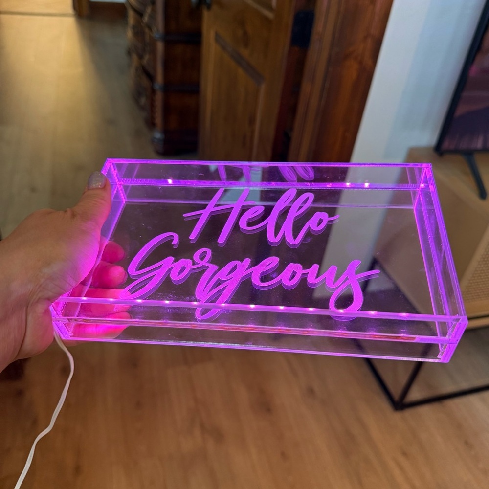 Pink LED 'Hello Gorgeous' Sign - Picture 2 of 6